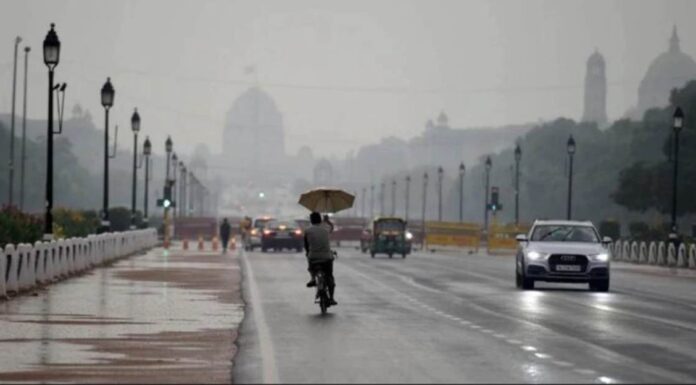 दिल्ली-एनसीआर में बारिश से हुआ मौसम सुहाना, जानें बाकी राज्यों का हाल Delhi_Rains