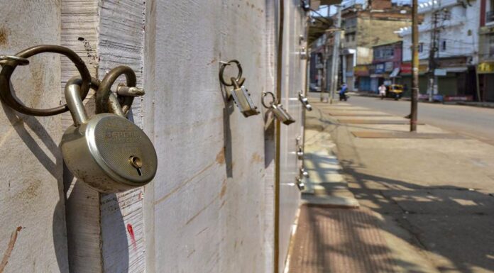 इस वजह से कहीं स्कूल-कॉलेज बंद तो कहीं नाइट कर्फ्यू corona-precaution-lockdown