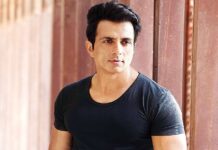 सोनू सूद के नाम पर बिहार का ये शख्स वसूलता था बड़ी रकम, हुआ गिरफ्तार Sonu Sood