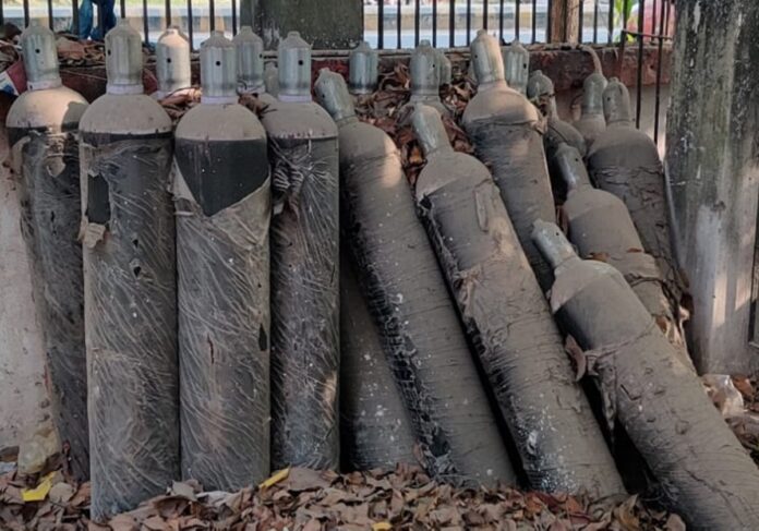 Oxygen-Cylinder