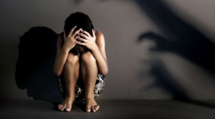 बांका में नाबालिग से दुष्कर्म, फोटो किया वायरल, मौलवी समेत 2 पर FIR Rape-With-Minor