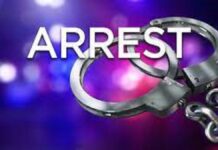 अररिया -पुलिस कांस्टेबल भी शराब तस्कर गिरोह का हिस्सा ,पकडे गए तस्कर ने कबूला। ARRESTING