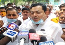 पूर्व विधायक महेश्वर सिंह ने थामा तेजस्वी का हाथ ,ली राजद की सदयस्ता maheshwar singh joins rjd