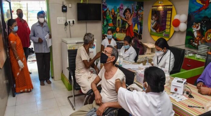 बिहार के तरफ से देश को मिली एक बड़ी उपलब्धि, पूर्वी चंपारण ने 100% वैक्सीनेशन का बनाया रिकॉर्ड। 100% vaccination in champaran