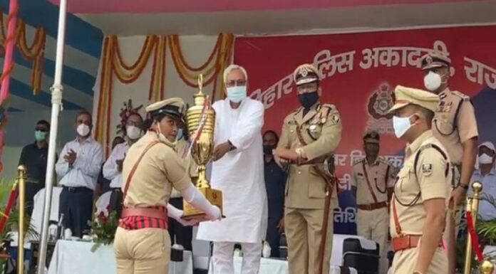 बिहार में होगी 60,000 नई पुलिस बहाली, पुलिस दीक्षांत समारोह में सीएम नितीश ने किया ऐलान ! nitish kumar in dikshant samaroh