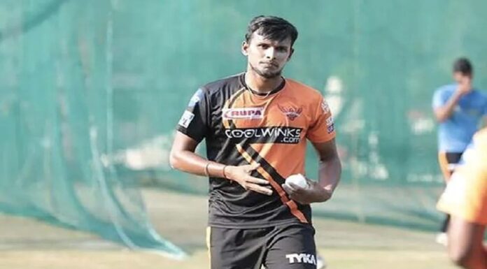 आईपीएल पर फिर मंडराए कोरोना के बादल, दिल्ली और हैदरबाद के मैच से पहले एक खिलाड़ी कोरोना पॉजिटिव ! t natrajan srh