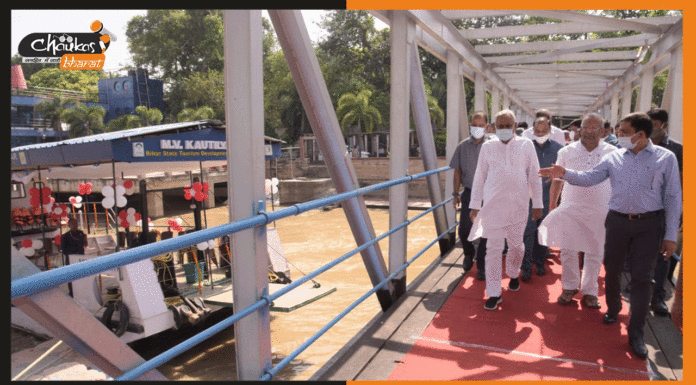 पटना के छठ घाटों का निरीक्षण करते मुख्यमंत्री नीतीश कुमार nitish-kumar