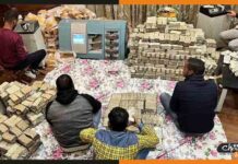 Kanpur IT Raid: कानपुर में मिला धनकुबेर का तहखाना, नोटों की गिनती करते थकी मशीनें Dhankuber-Piyush-Jain