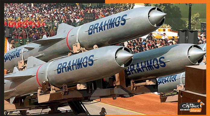 INS Vishakhapatnam से BrahMos सुपरसोनिक क्रूज मिसाइल का हुआ सफल परीक्षण bramhos