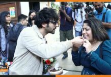 फैन ने कर दिया कुछ ऐसा हैरान हो गए Kartik Aaryan kartik-aryan