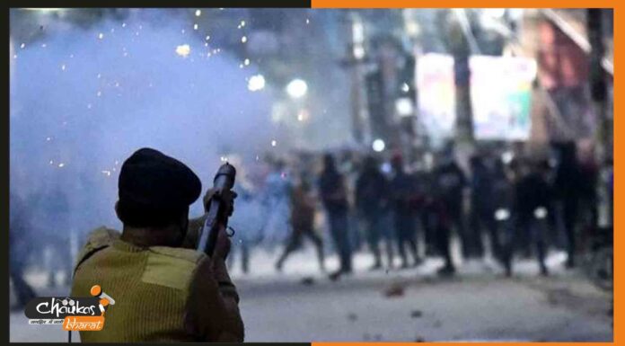 रेल इंजन में आग लगाने वालों पर FIR दर्ज, तलाश में दिन रात एक कर रही है पुलिस rrb-ntpc-hungama
