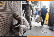 कोरोना पाबंदियों का पालन करवाने सड़क पर उतरी प्रशासन, कई दुकानें हुई सील, वाहन भी जब्त shop-sealed
