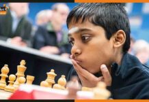 16 साल के भारतीय ग्रैंडमास्टर ने वर्ल्ड नंबर वन शतरंज खिलाड़ी को दी मात R-Pragnananda