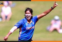 दो दशकों के शानदार करियर में झूलन गोस्वामी ने की वर्ल्ड रिकॉर्ड की बराबरी Jhulan Goswami