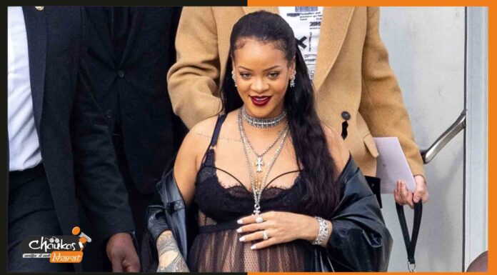 इवेंट में सिर्फ बिकिनी पहन पहुंचीं प्रेग्नेंट रिहाना rihanna