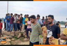सेल्फी की सनक पड़ी जिन्दगी पर भारी, सोन में डूबे दो किशोर sone-me-dubey-2-bachche