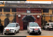 बिहारः राज्य के कई जेलों में डीएम एसपी के नेतृत्व छापेमारी Bihar-Jail