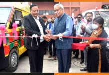 भारत ने नेपाल को दिया 50 से ज़्यादा एम्बुलेंस और 10 से ज़्यादा स्कूल बसों का तोहफा India-Nepal