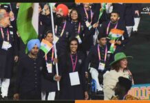 कॉमनवेल्थ गेम्स का हुआ आगाज़, पीवी सिंधु ने संभाली ओपनिंग सेरेमनी में भारत की कमान p-v-sindhu