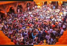 Mathura: मथुरा के बांके बिहारी मंदिर में जन्माष्टमी के मौके पर मची भगदड़, दो श्रद्धालुओं की मौत Vrindavan