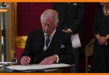 ब्रिटेन ने की किंग चार्ल्स III के राज्याभिषेक के लिए बैंक अवकाश की घोषणा King Charles III