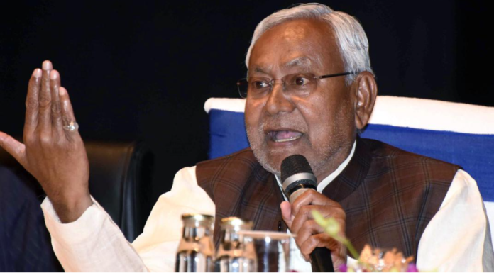 अंग्रेजी सुन कर भड़के नितीश कुमार!!