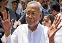 बिहार के मुख्यमंत्री नीतीश कुमार के मॉर्निंग वॉक के दौरान सुरक्षा में सेंध, बाइक सवार पकड़ा गया